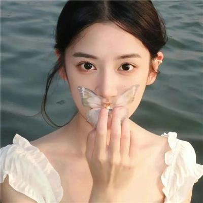 伴人而生